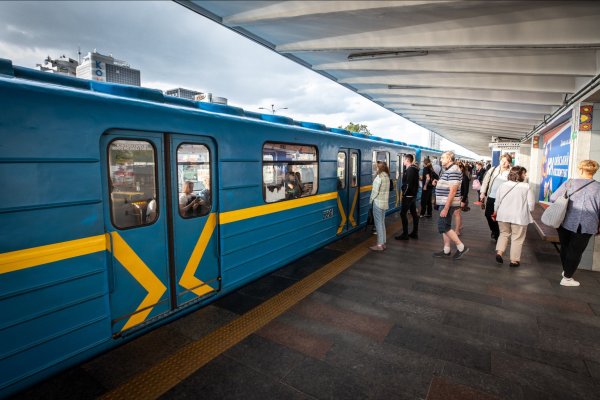 Київський метрополітен оголошує конкурсний набір слухачів на курси машиністів електропоїздів